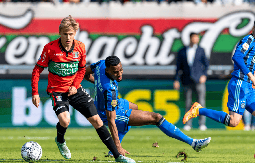 包含荷甲今晨再迎强敌；波特兰开拓者远射贴柱；主帅态度——信心回归；球探报告显示潜力的词条